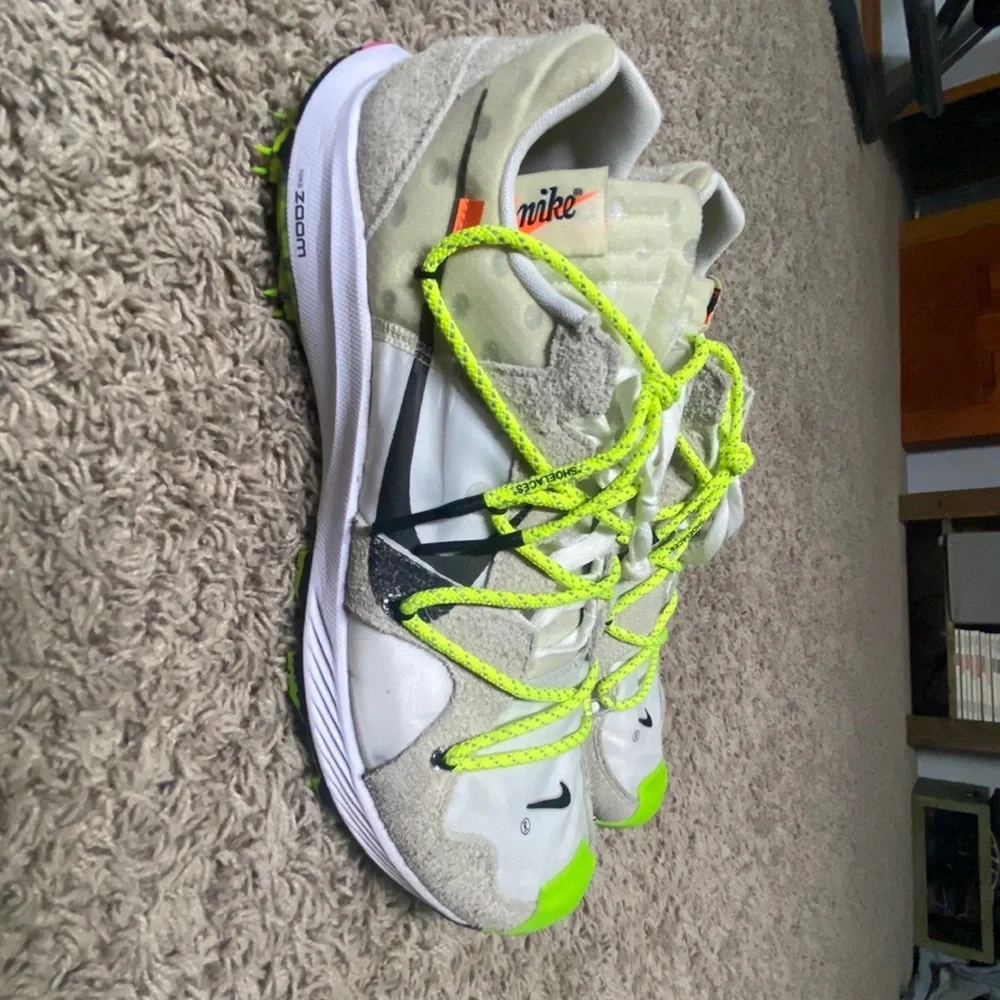 Nike Off White Kiger Terra Zoom. Size 13 in men’s and 14.5 in women’s - Picture 5 of 7